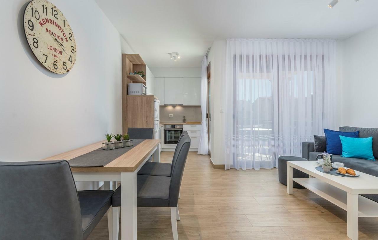Apartments Hana In 푼타나 외부 사진