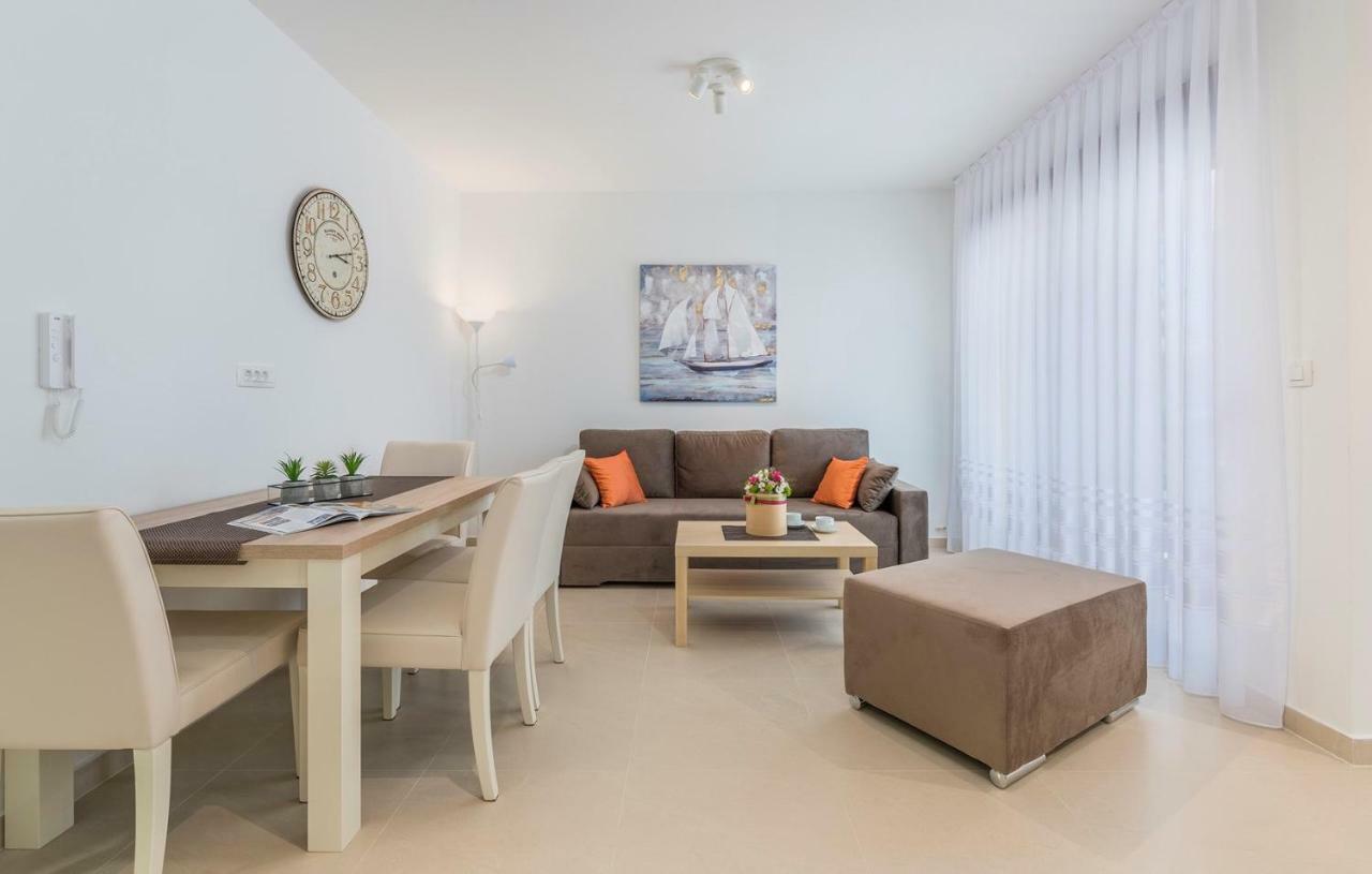 Apartments Hana In 푼타나 외부 사진